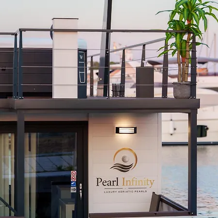 Διαμέρισμα Pearl Infinity Luxury Floating House Novigrad Istria